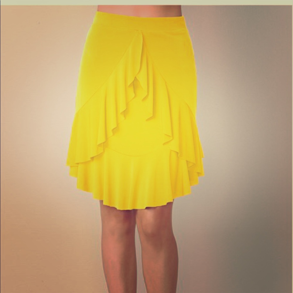 Yellow Venus skirt NWOT